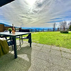 Gemuetliches Alpenblick Berg-bungalow + Grosser Garten + Netflix! Ferienhaus